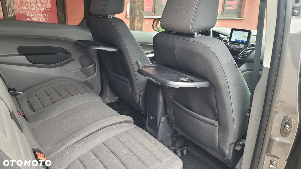 Ford Tourneo Connect Grand - 14