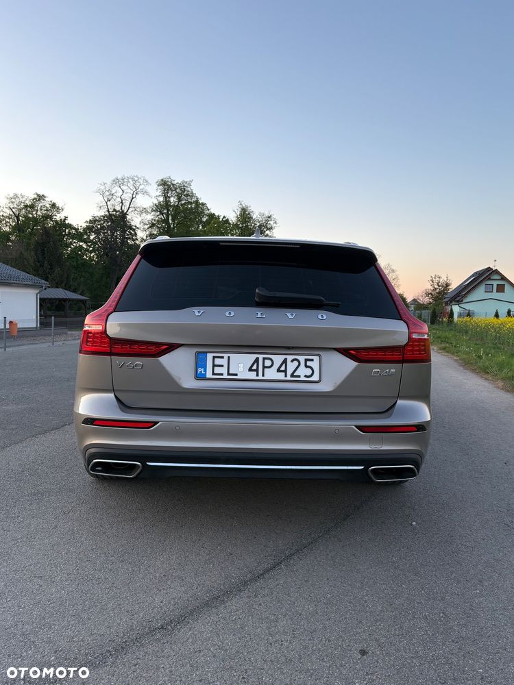 Volvo V60 D4 Inscription - 4