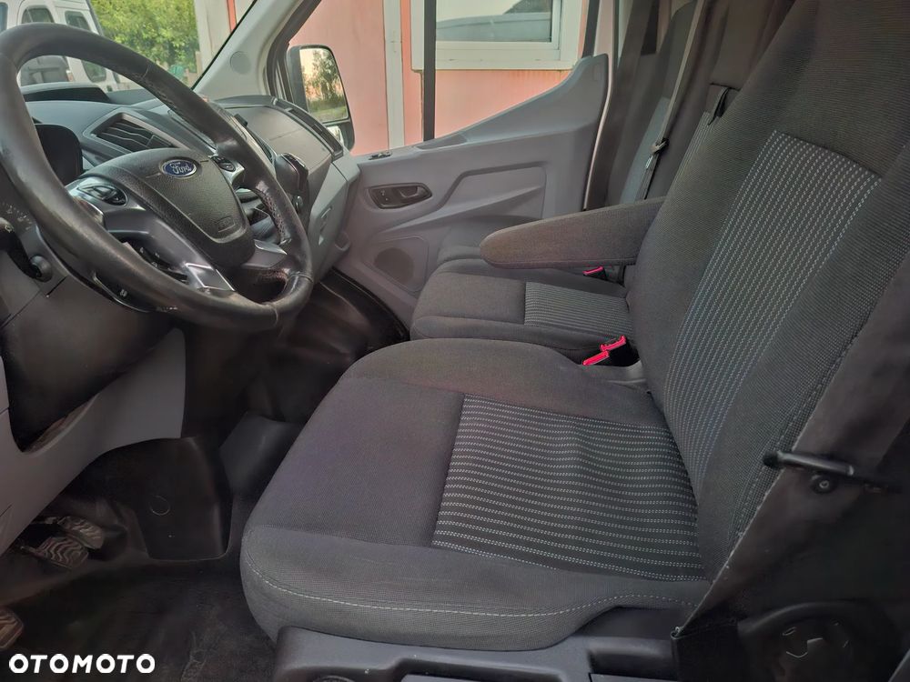 Ford Transit - 6