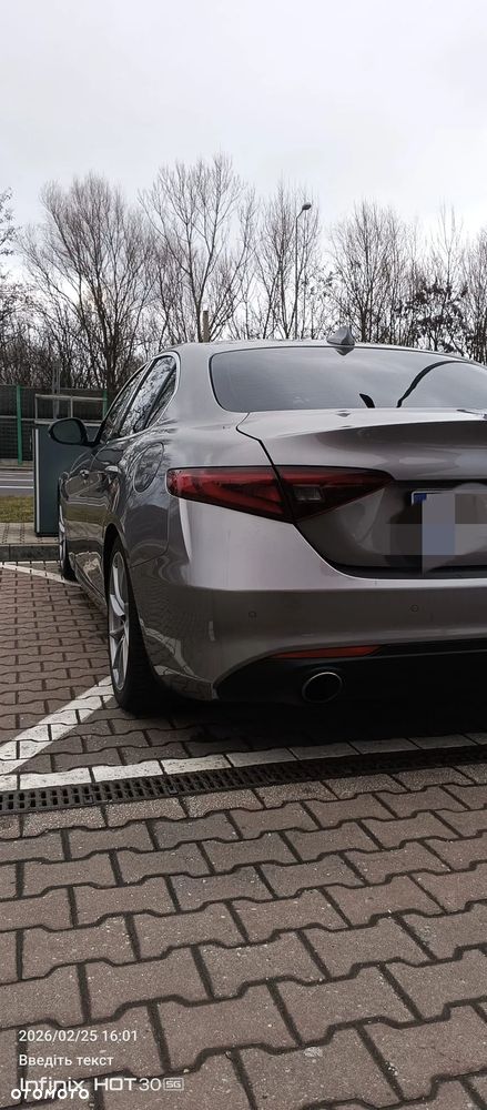 Alfa Romeo Giulia 2.0 Turbo 16V AT8 Veloce Ti - 9