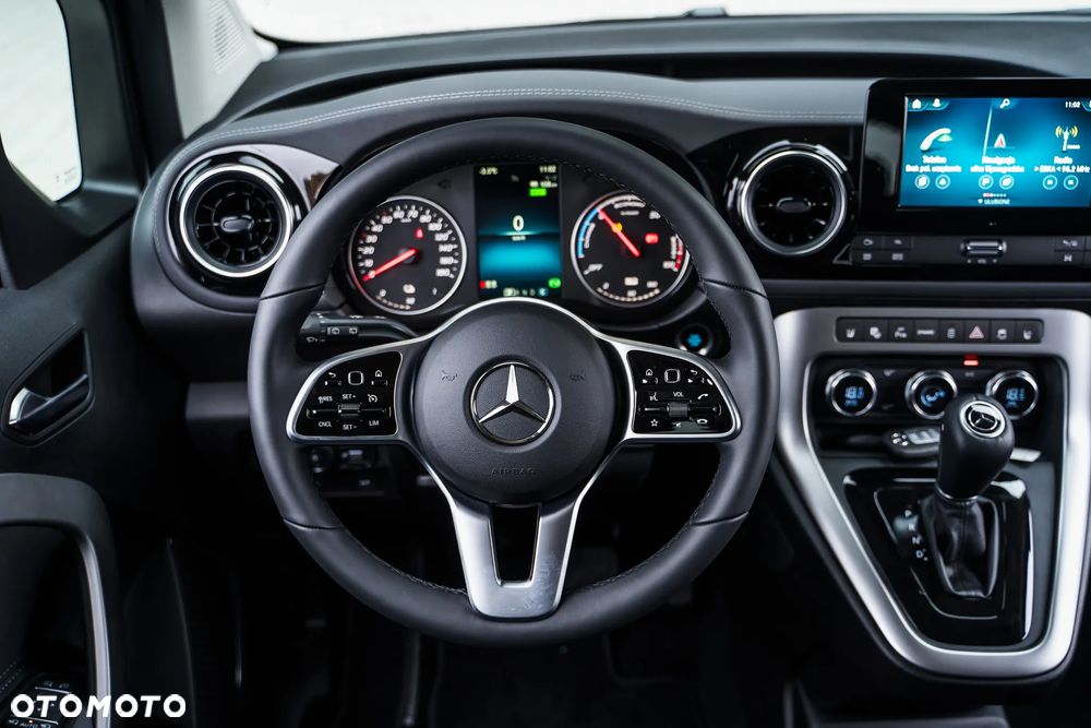 Mercedes-Benz EQT - 14