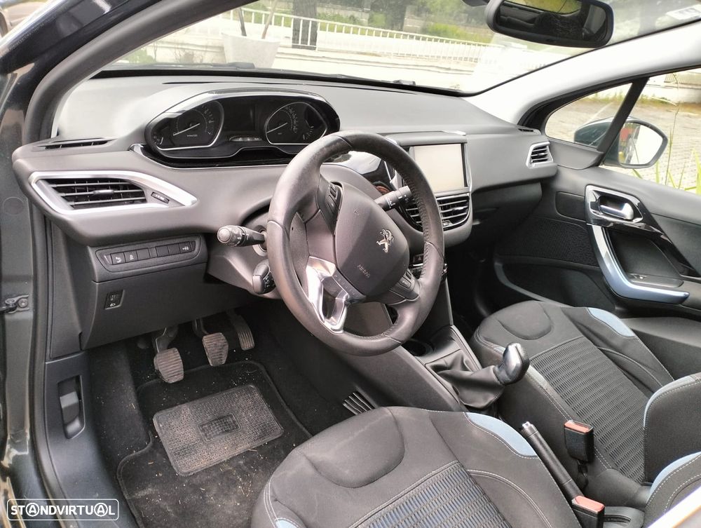 Peugeot 208 1.2 VTi Allure - 9