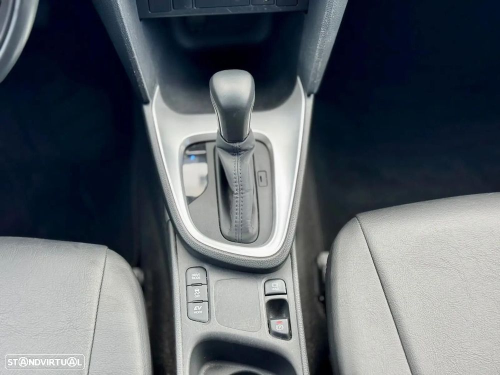 Toyota Yaris Cross 1.5 HDF Comfort - 27