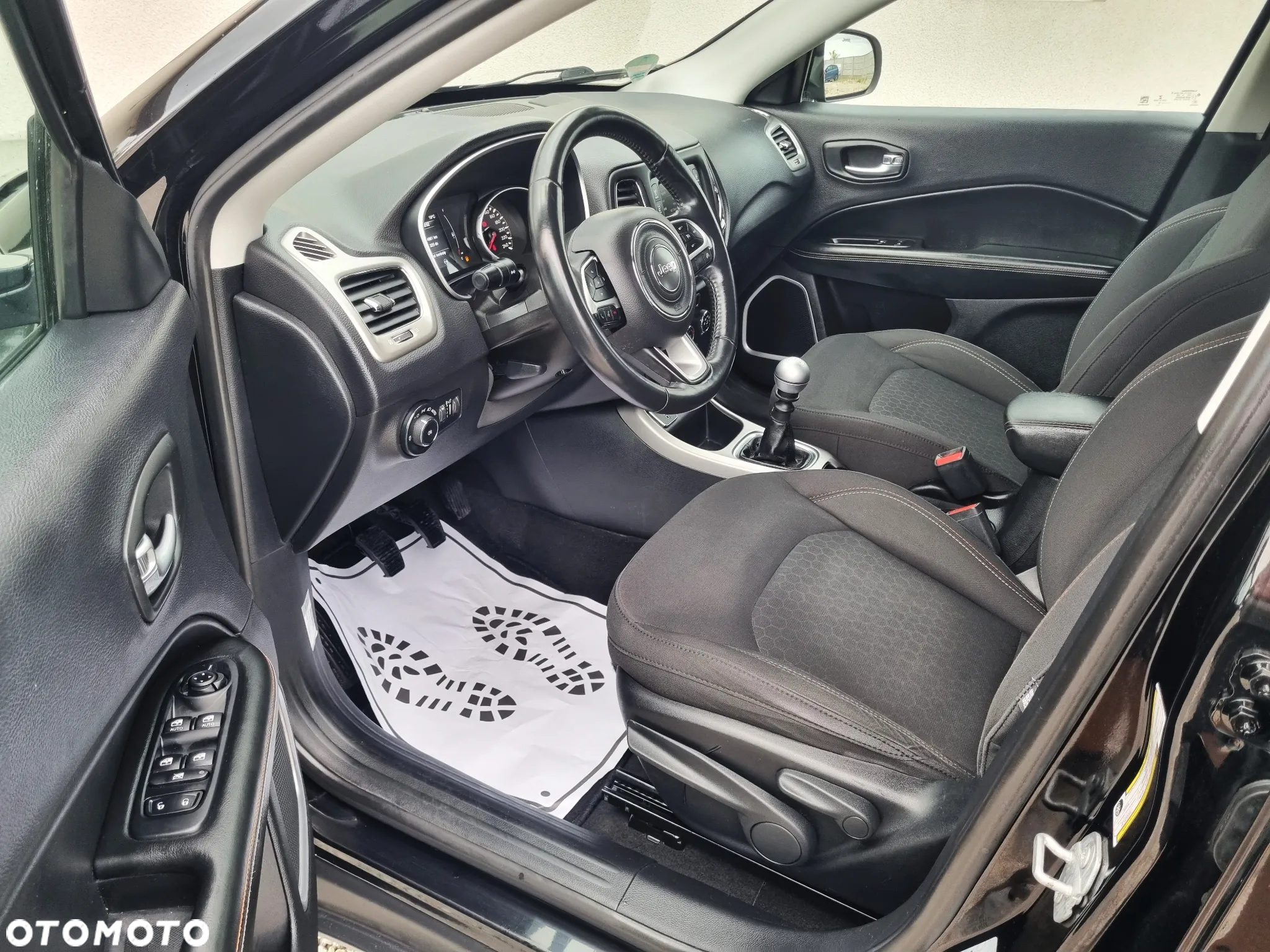 Jeep Compass 1.4 MultiAir Sport - 9