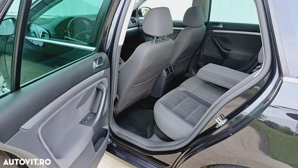 Volkswagen Golf 2.0 TDI Comfortline DPF - 7