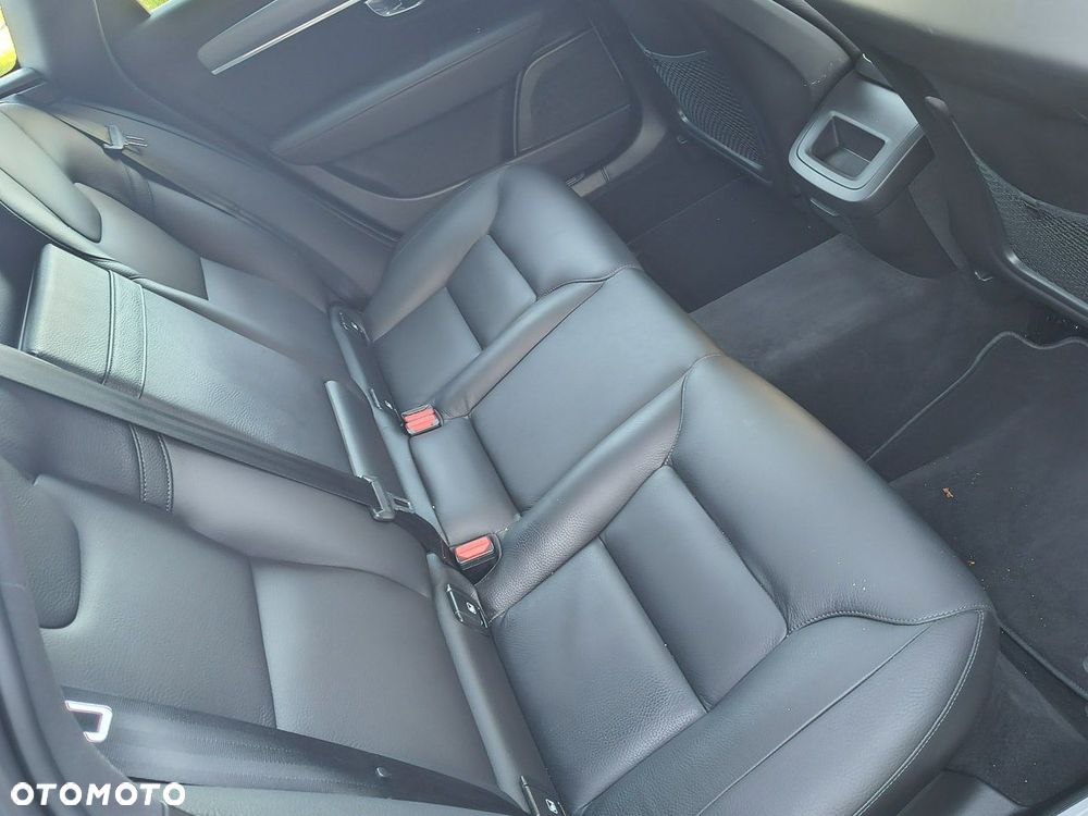 Volvo V90 D3 Momentum - 41