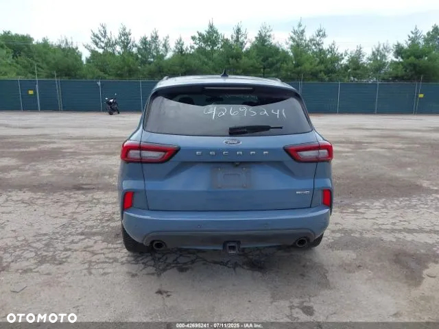 Ford Escape 2.0 EcoBoost AWD Titanium - 12
