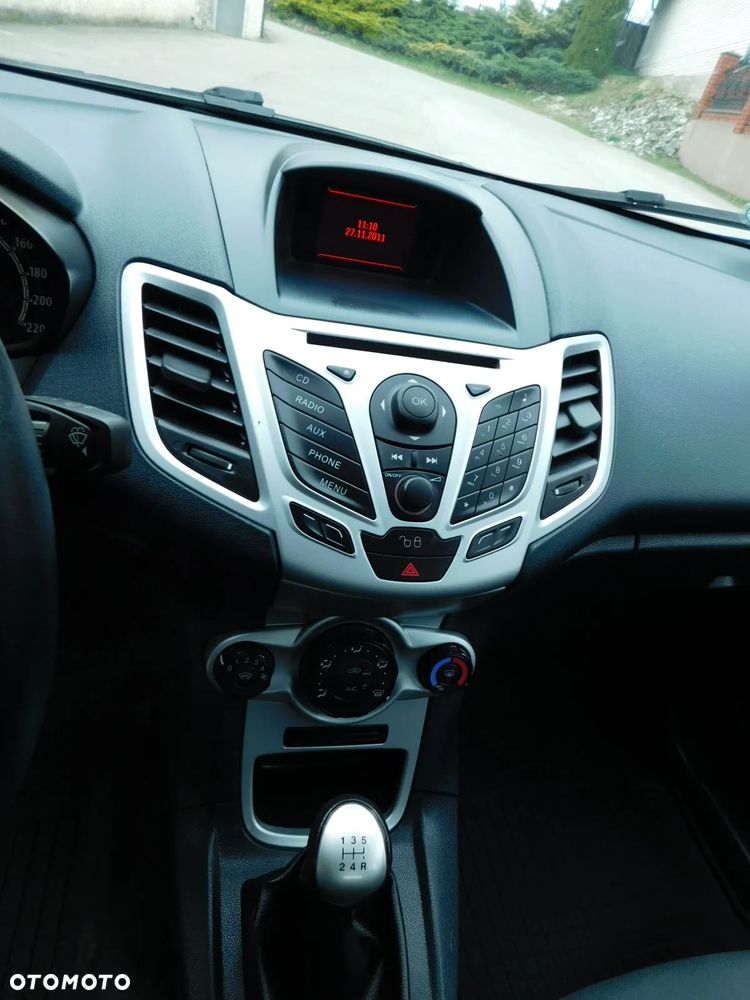 Ford Fiesta 1.25 Champions Edition - 21