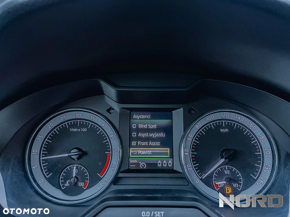 Skoda Octavia 2.0 TDI 4x4 DSG Style - 32