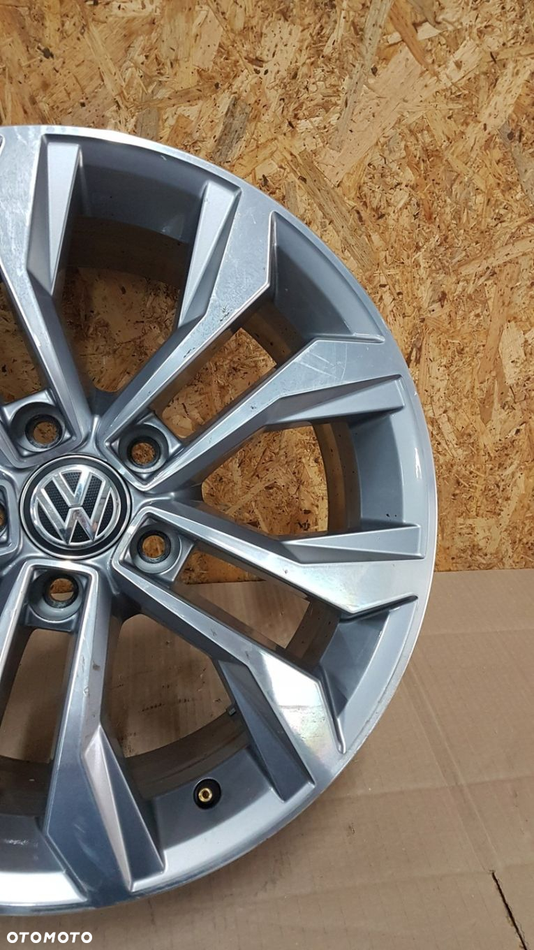 FELGA VW PASSAT B8 7Jx17 ET40 - 5