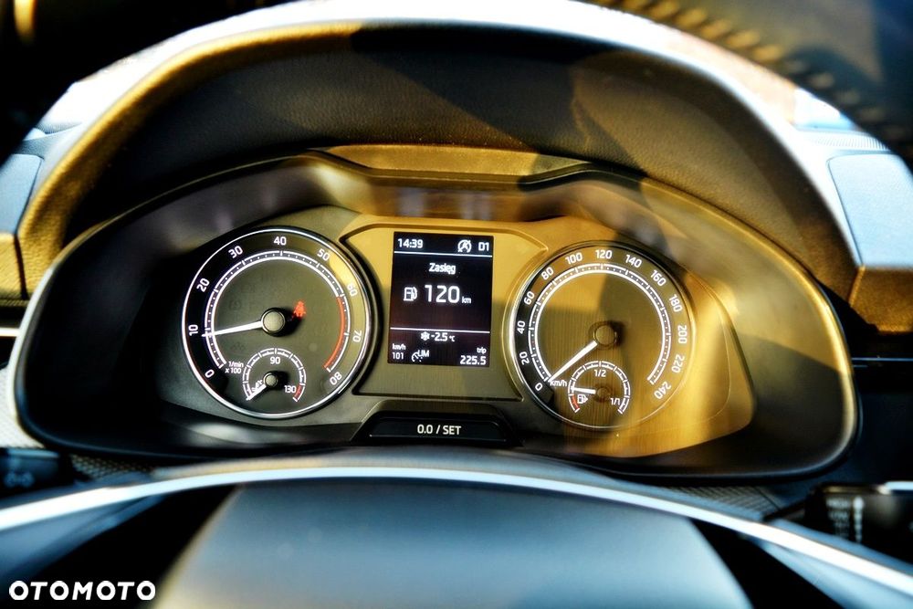 Skoda Kamiq 1.5 TSI Style DSG - 20