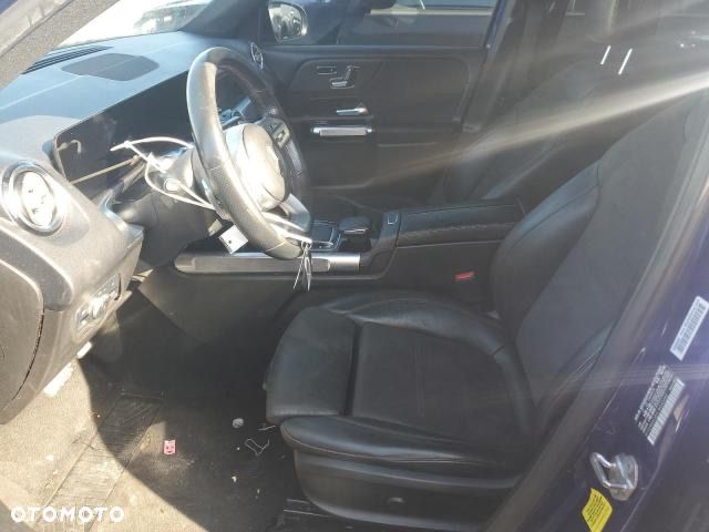 Mercedes-Benz GLB 250 4-Matic Progressive 8G-DCT - 10