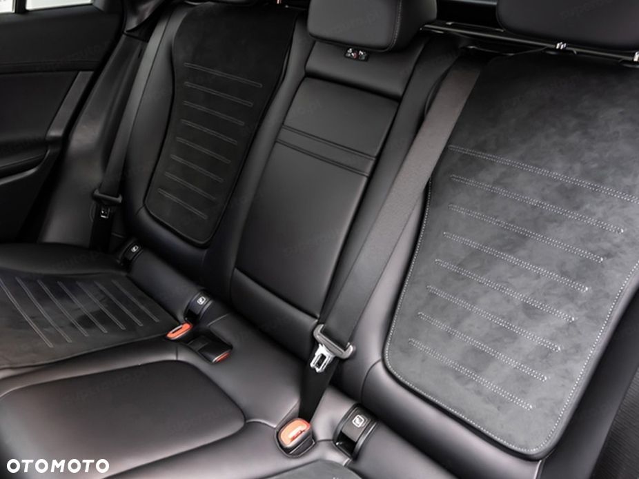 Mercedes-Benz GLC 200 mHEV 4-Matic AMG Line - 15