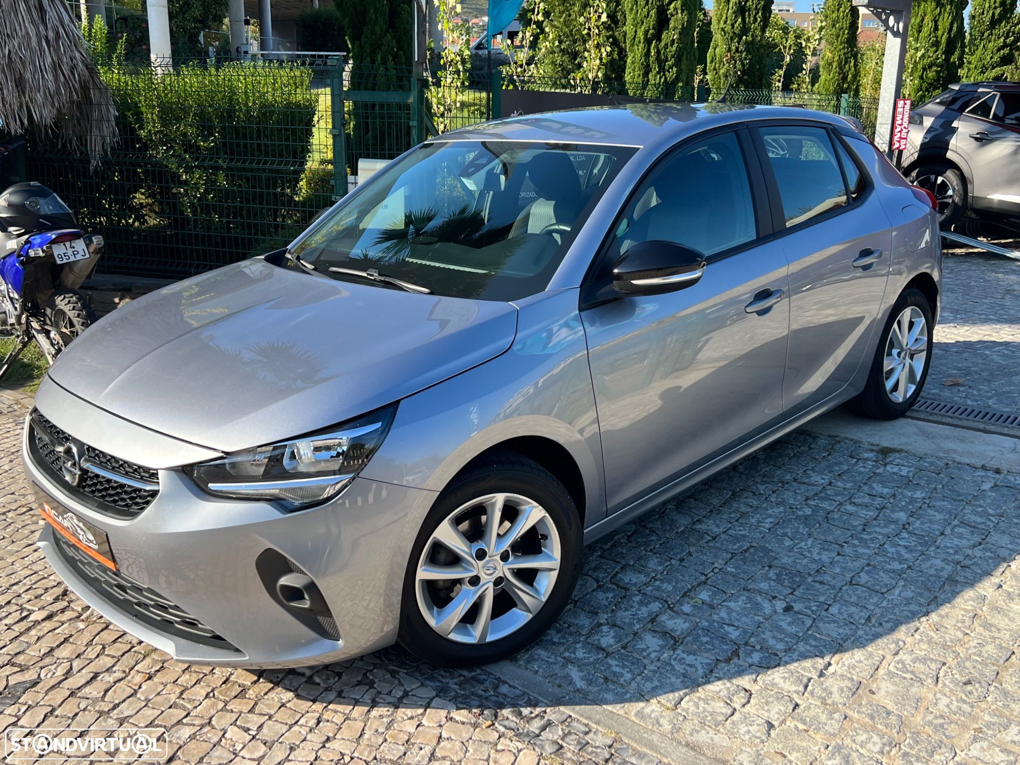Opel Corsa 1.2 Edition - 1