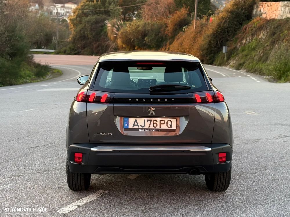 Peugeot 2008 1.2 PureTech Active Pack - 12