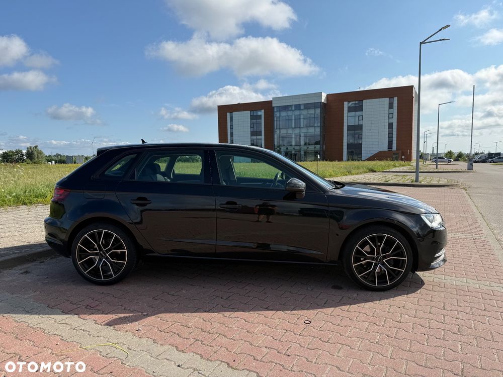 Audi A3 Sportback - 8