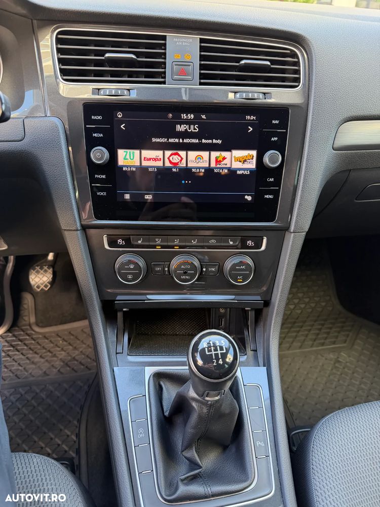 Volkswagen Golf 1.6 TDI BMT Trendline - 12