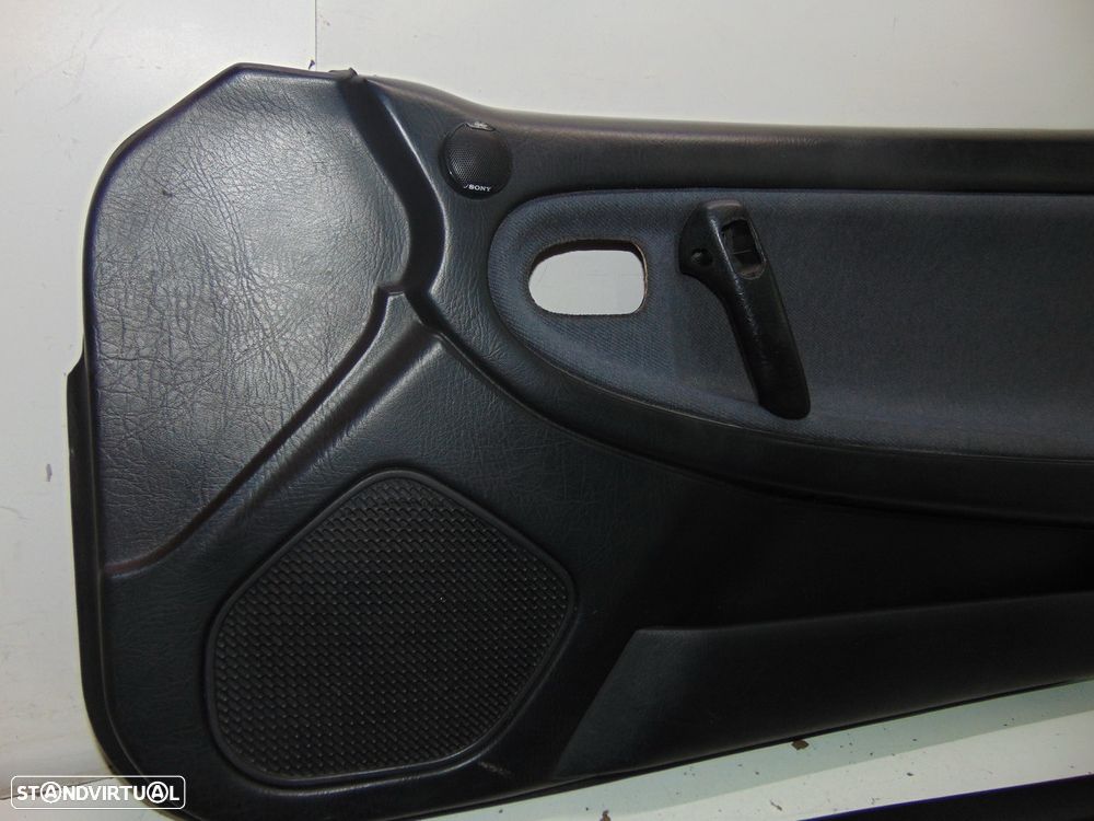 Mazda mx 3 quartelas das portas - 2