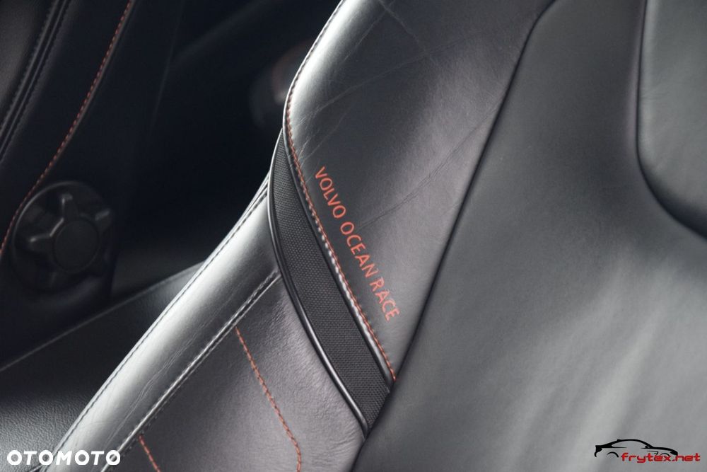 Volvo V40 - 19