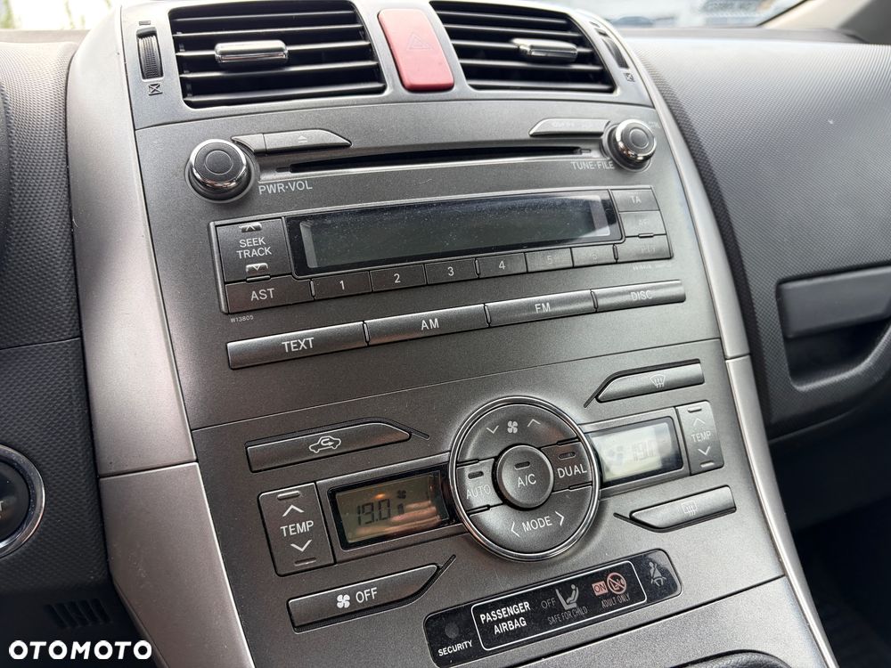 Toyota Auris 1.6 VVT-i Prestige - 34