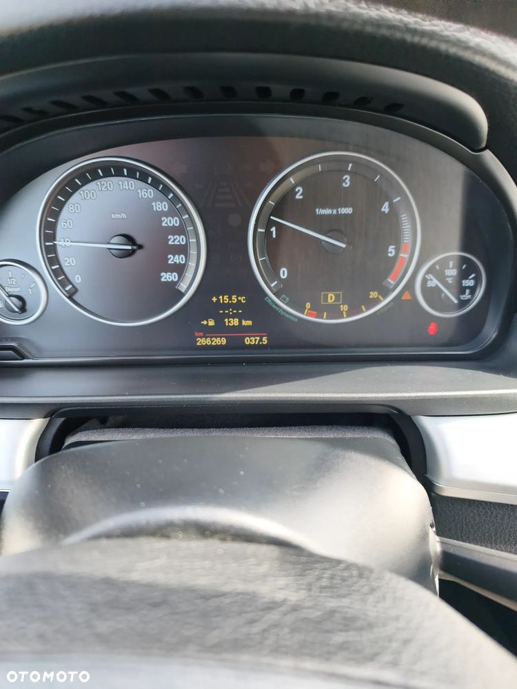 BMW Seria 5 520d BluePerformance - 37