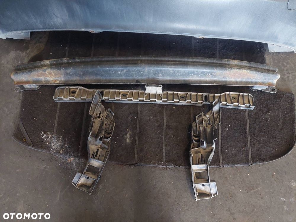 ZDERZAK TYŁ + BELKA + ŚLIZGI VOLKSWAGEN GOLF V HB 3D LC9Z - 2