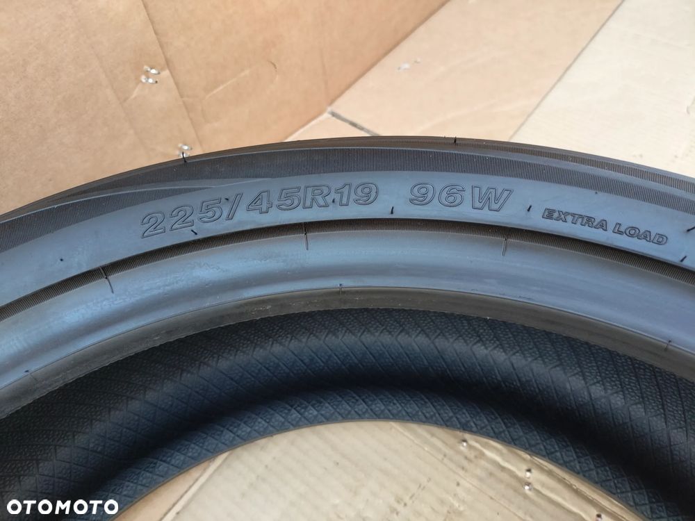 OPONY LETNIE WESTLAKE Z107 225/45 R19 96W 2025 - 8
