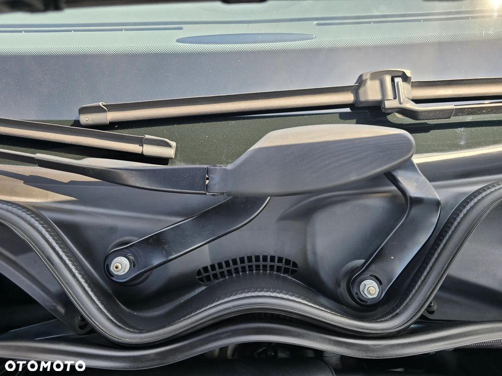 Mercedes-Benz Klasa E 320 CDI Avantgarde - 25