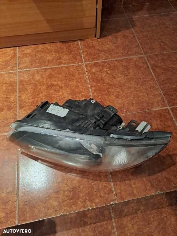 Far stanga Bmw seria 1 E87 E81 Europa - 3