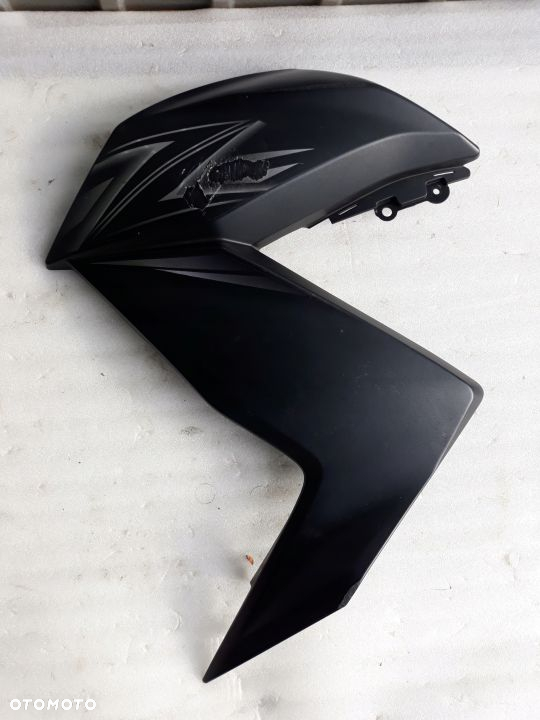 KAWASAKI Z250 Z 250 OWIEWKA BOK BOCZEK L