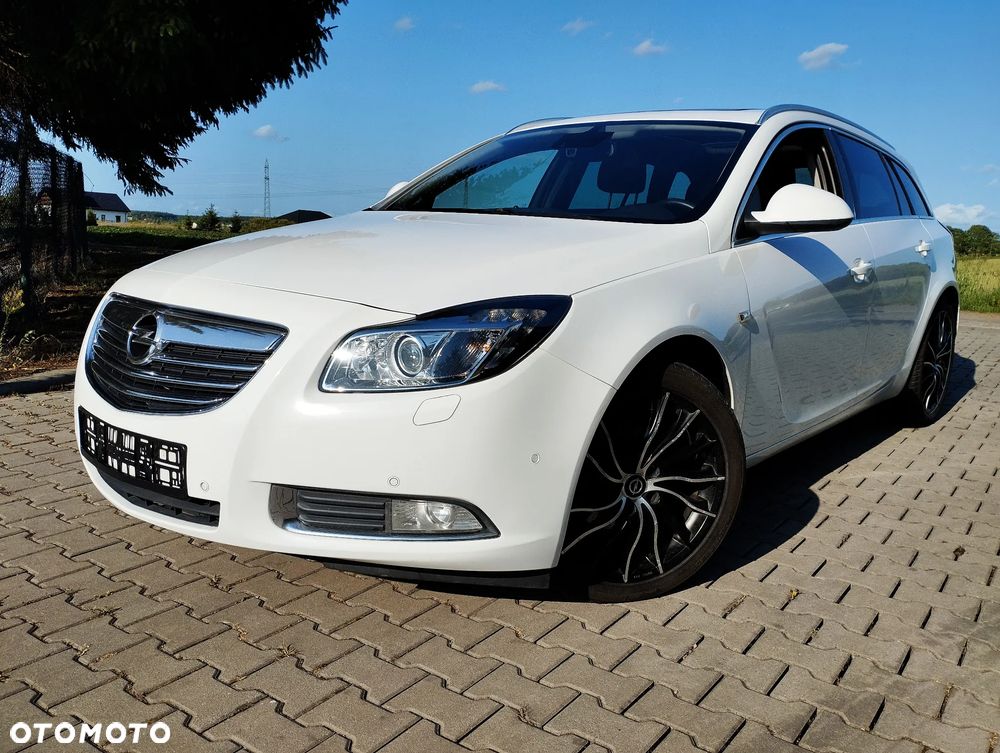 Opel Insignia - 1