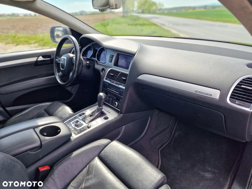 Audi Q7 - 31