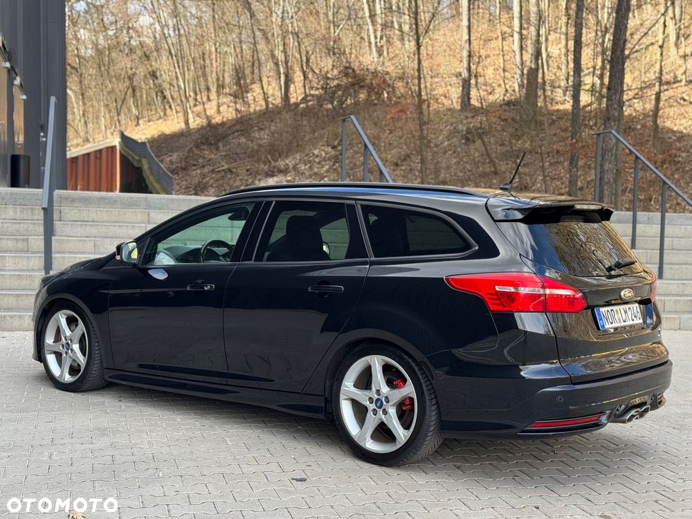 Ford Focus 2.0 TDCi ST-2 - 16