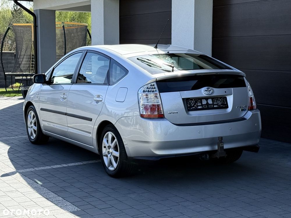 Toyota Prius 1.5 VVT-i Sol - 5