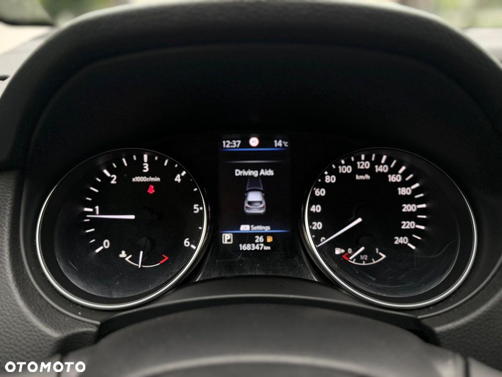 Nissan Qashqai 1.7 dCi 4x4 Tekna Xtronic - 23