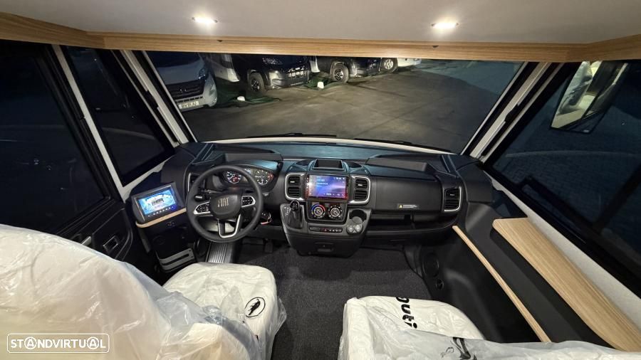 Pilote Galaxy G 720 FC Evidence 180cv automática (NOVA) - 28