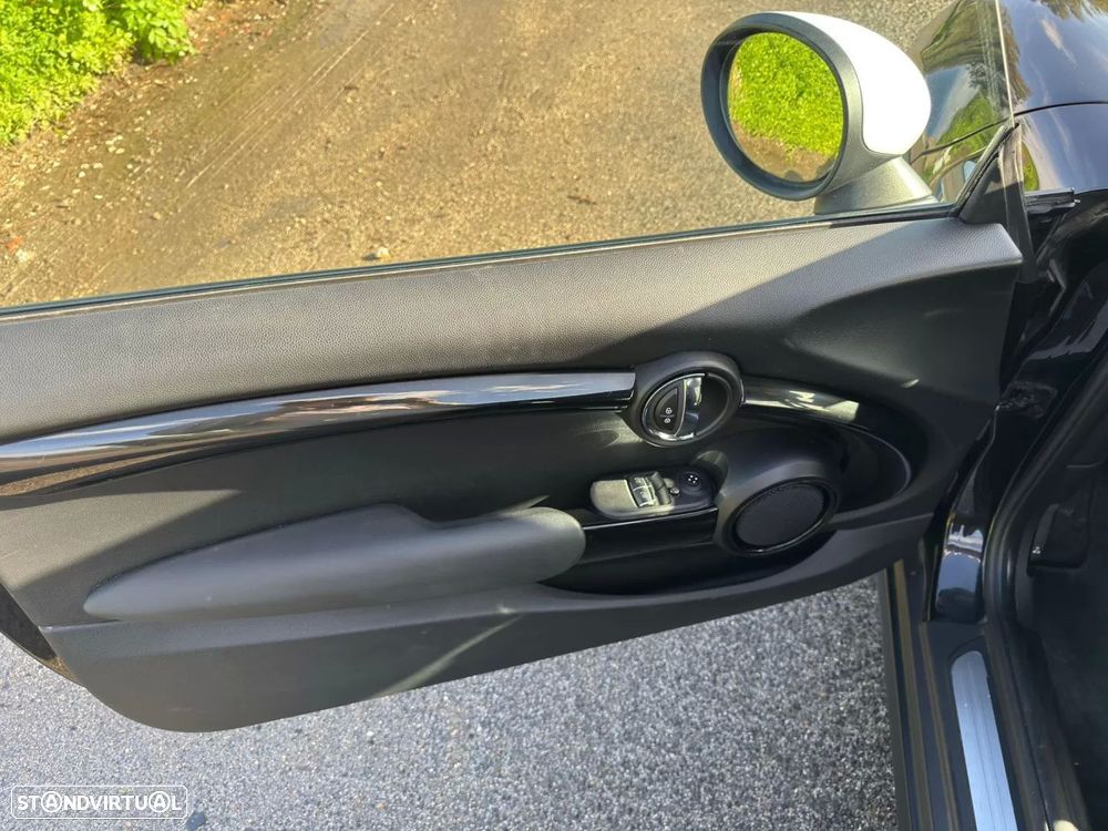 MINI 3 Portas One D - 25