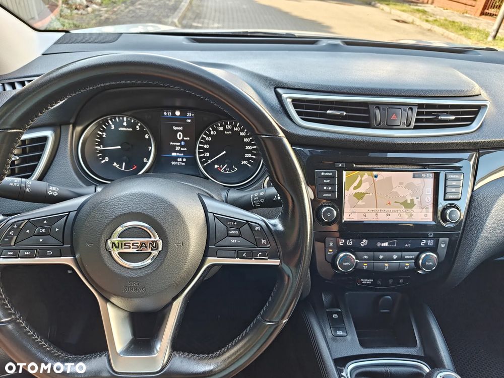Nissan Qashqai 1.3 DIG-T N-Connecta - 18