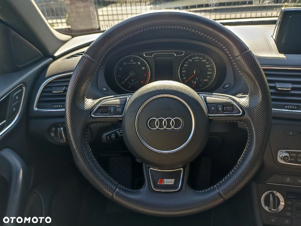 Audi Q3 2.0 TFSI Quattro S tronic sport - 24