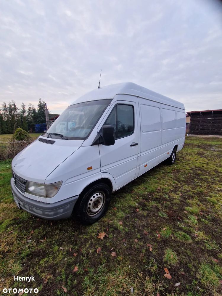 Mercedes-Benz SPRINTER - 3