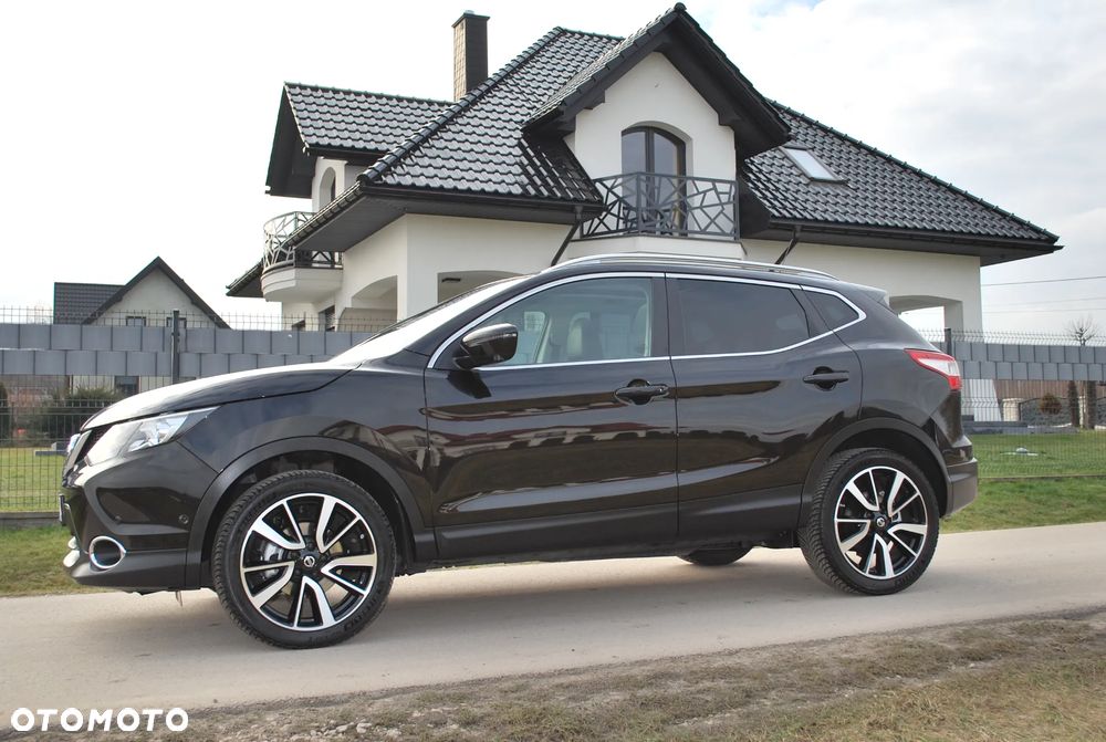 Nissan Qashqai 1.6 DIG-T Tekna+ - 4