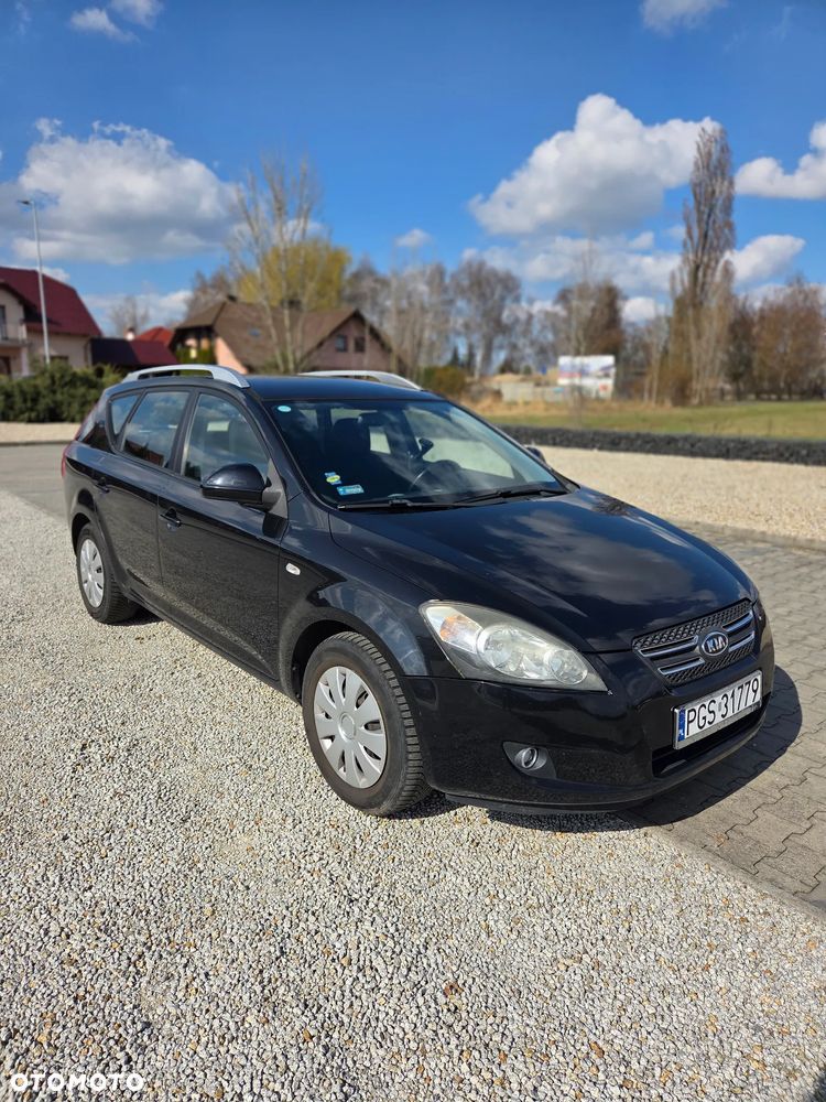 Kia Ceed - 5