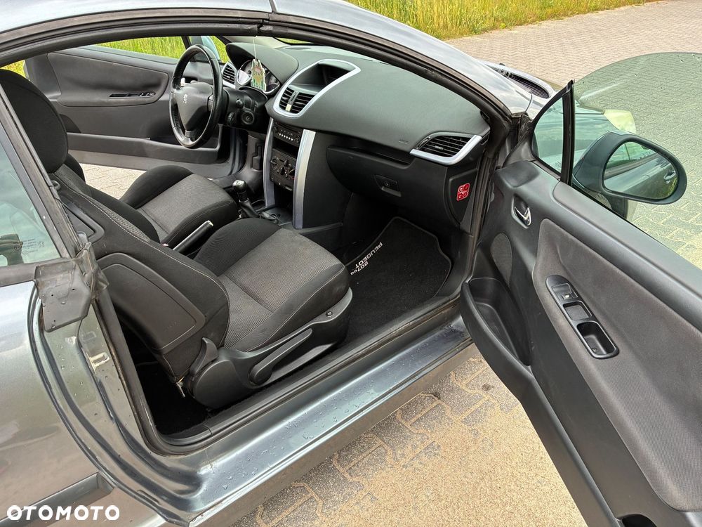 Peugeot 207 - 6