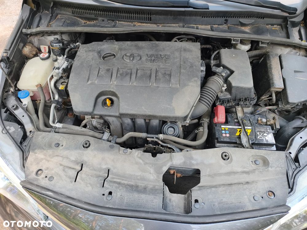 Toyota Avensis 2.0 Prestige MS - 19
