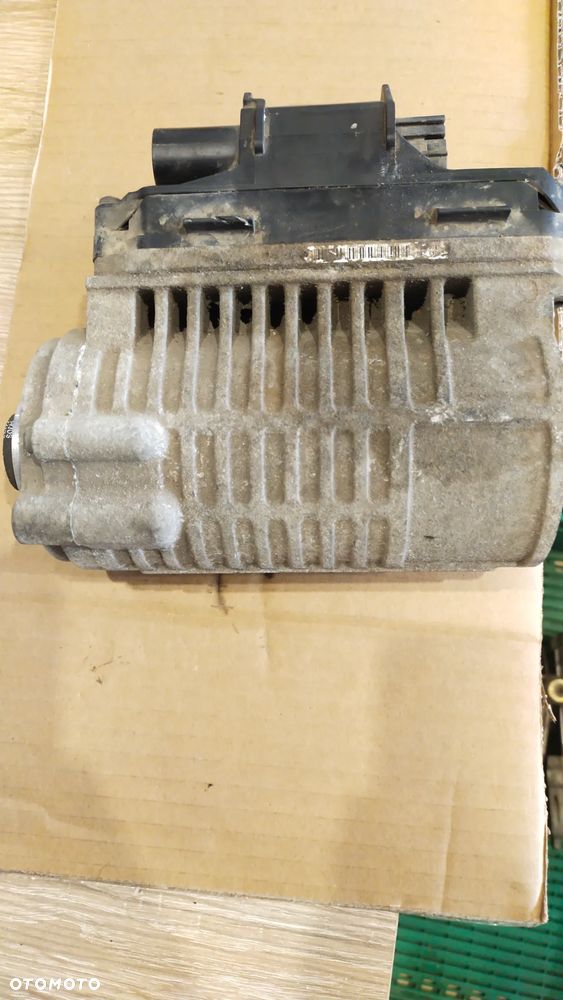 SILNICZEK WYCIERACZEK PRZÓD FOCUS MK1 XS4117508 (7139665209) - 4