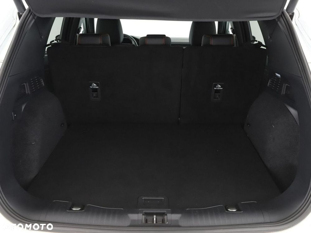 Ford Kuga 2.0 TDCi 4x2 ST-Line - 21