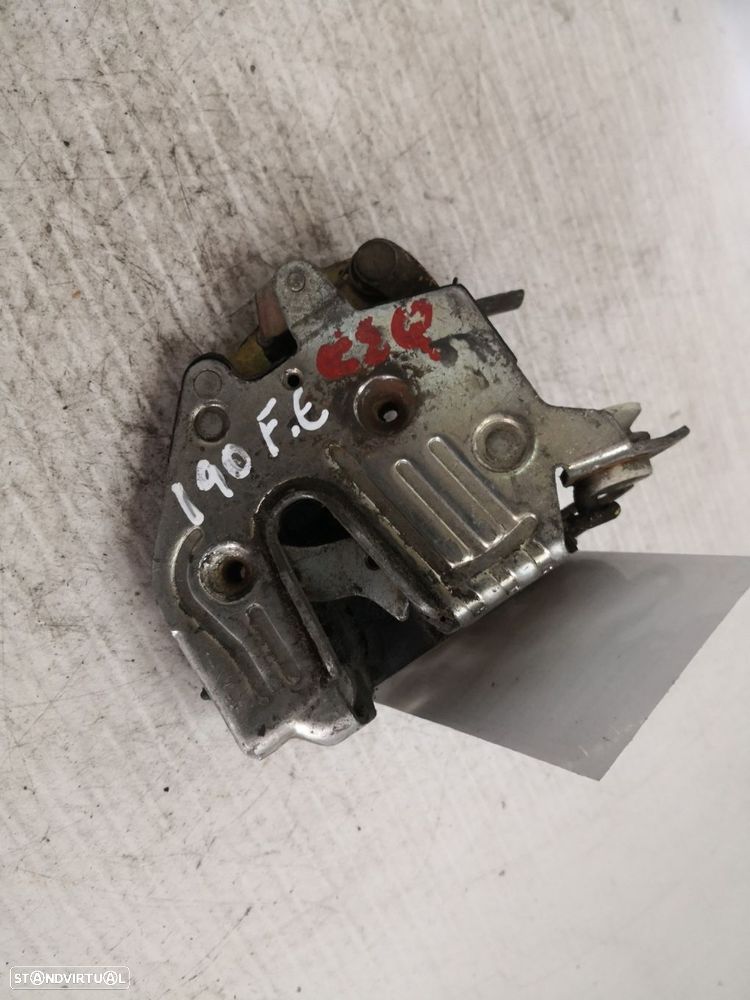 Fecho Da Porta Frente Esq Mercedes-Benz 190 (W201) - 2