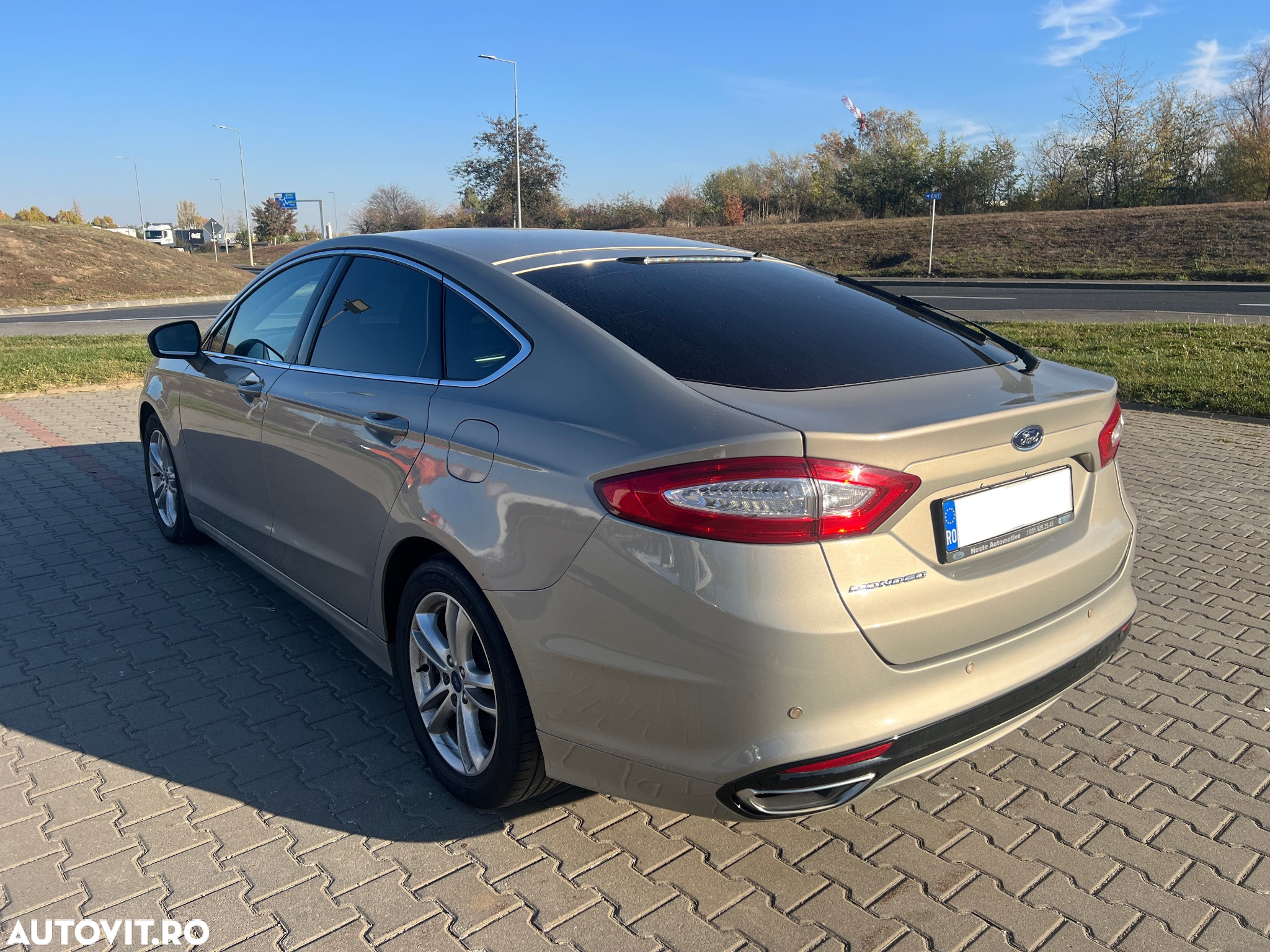 Ford Mondeo 2.0 TDCi Powershift AWD Titanium - 16