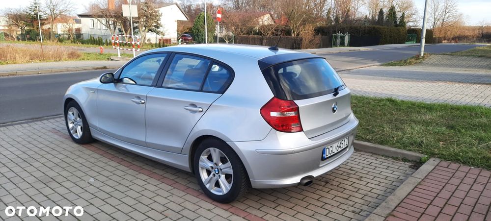 BMW Seria 1 118d DPF - 3