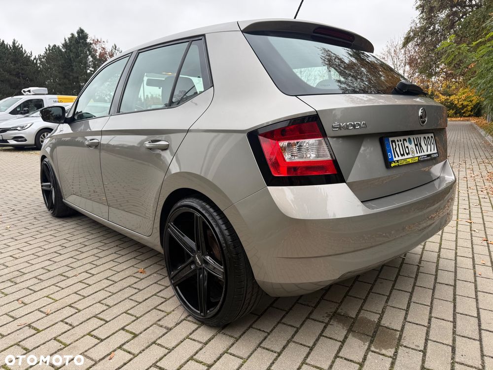 Skoda Fabia 1.0 MPI Edition - 21